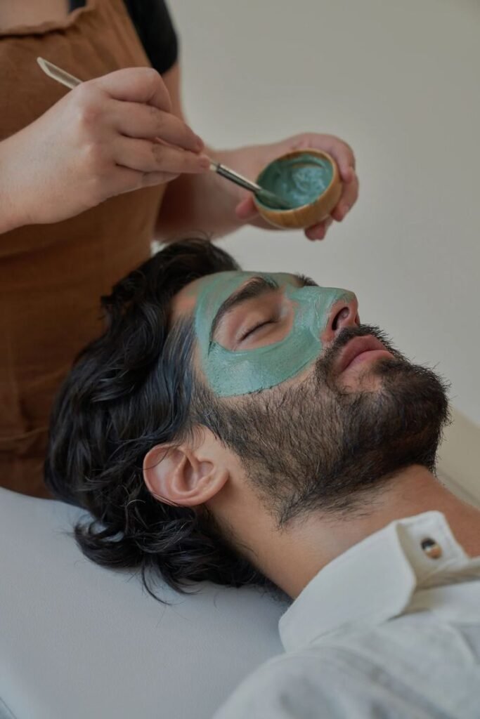 Top-rated skin brightening cream for removing dark spots and achieving glowing skin.